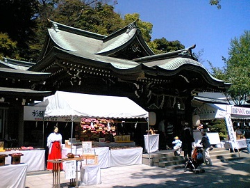 江島神社の辺津宮