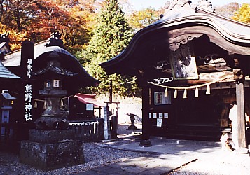 熊野神社の神楽殿